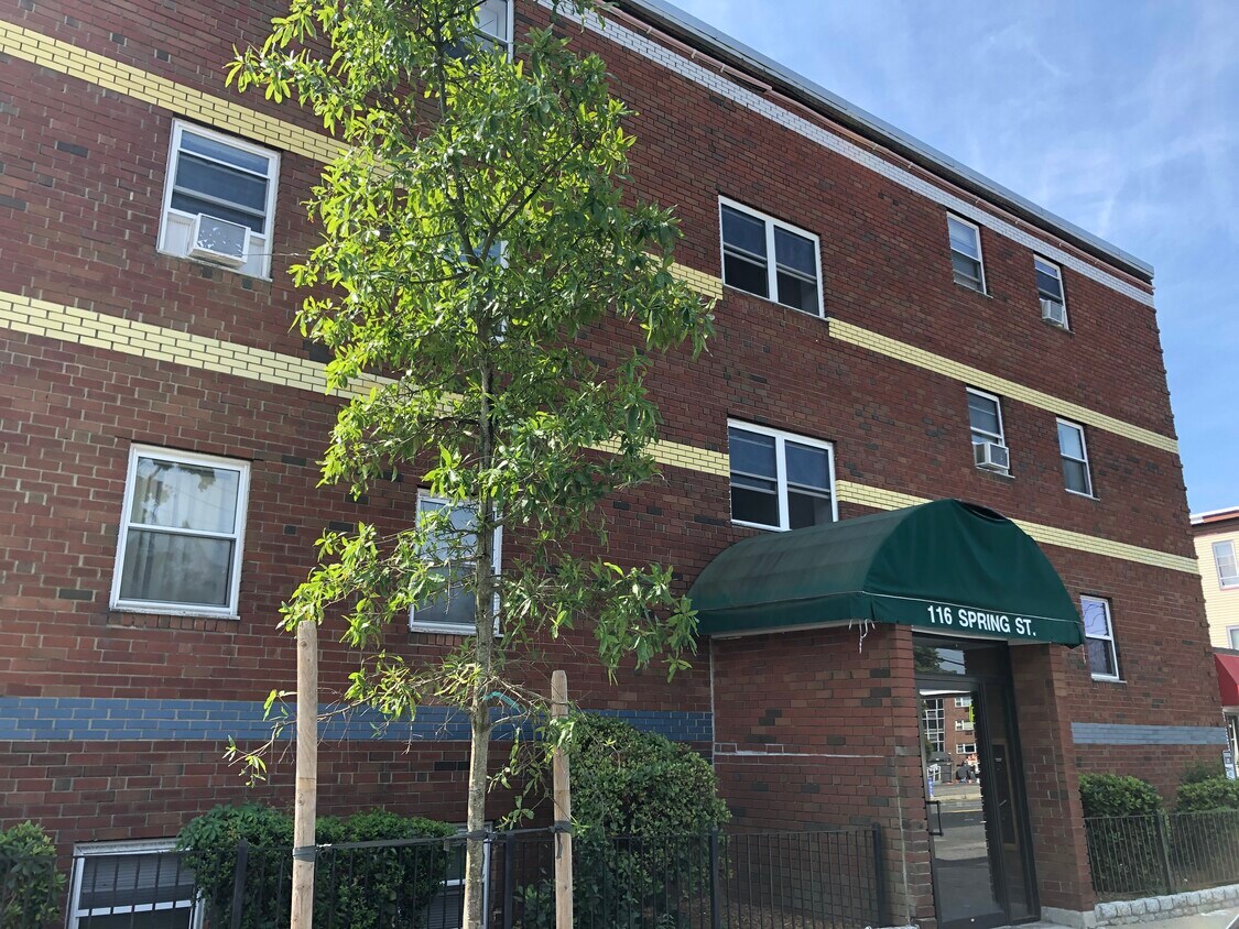 Primary Photo - 116 Spring St