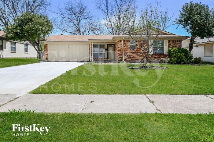 Primary Photo - 3324 Trinidad Dr
