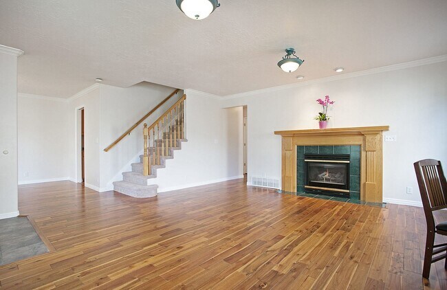 Building Photo - 1026 E 100 S