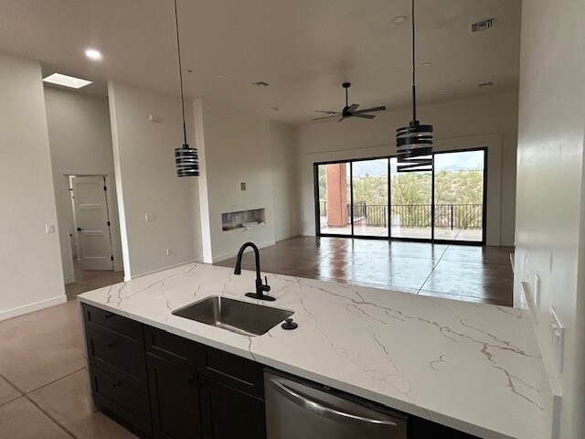 Foto del edificio - 5730 N Williams Dr