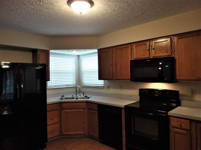 Building Photo - 5894 Buechler Bend