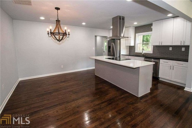 Foto del edificio - 1340 Banberry Rd SE