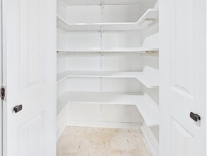 Building Photo - 10915 Sagedowne Ln