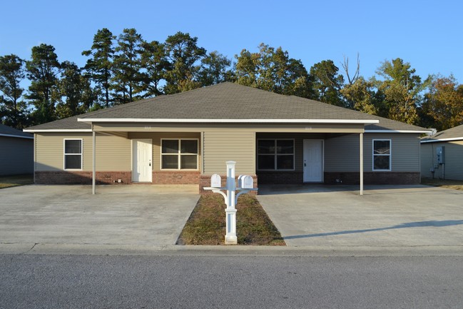 Front Entrance - StoneRidge Patio Homes