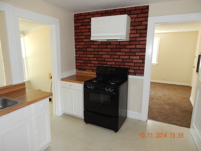 Foto del edificio - 3286 Harrison Rd
