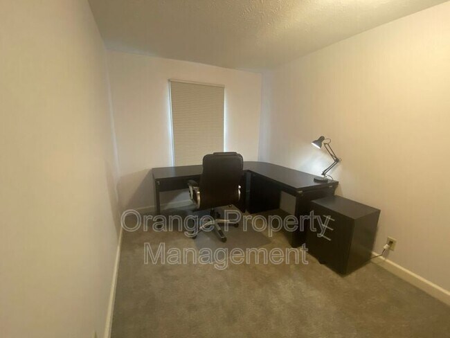 Foto del edificio - 1722 Whittier St