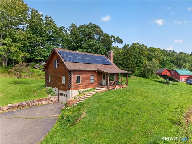 Building Photo - 698 Leetes Island Rd