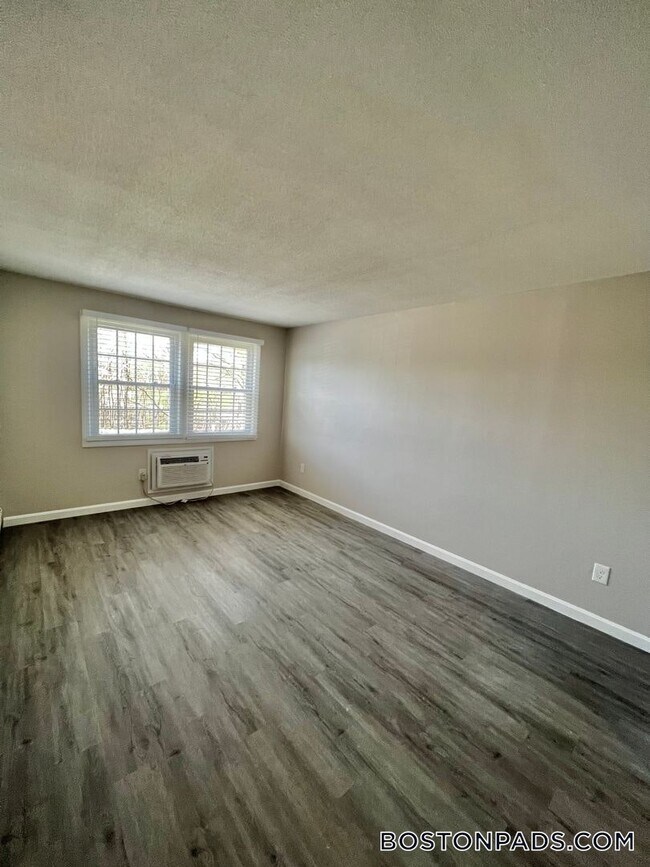 Foto del edificio - 105 Ridgewood Ln