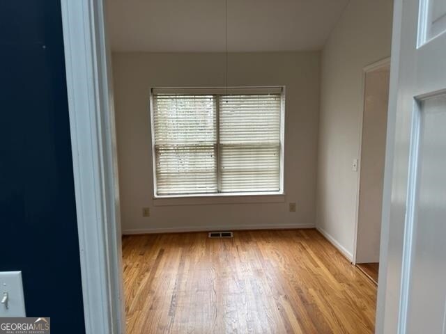 Foto del edificio - 2337 Sanford Rd