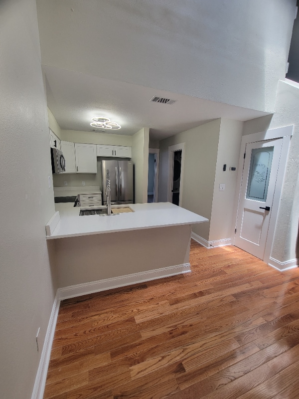 Building Photo - 5001 Grande Dr