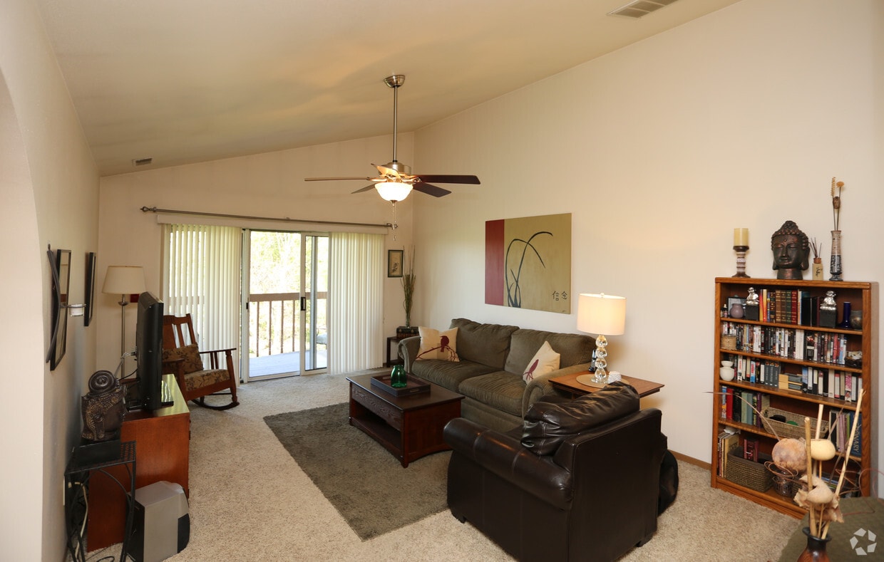 Ridge Creek Apartments Madison