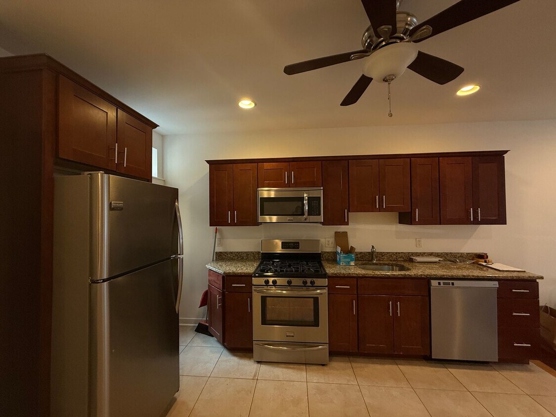 Foto principal - Newly Renovated Triplex East Passyunk