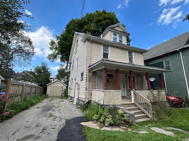 Building Photo - 42 Villa St