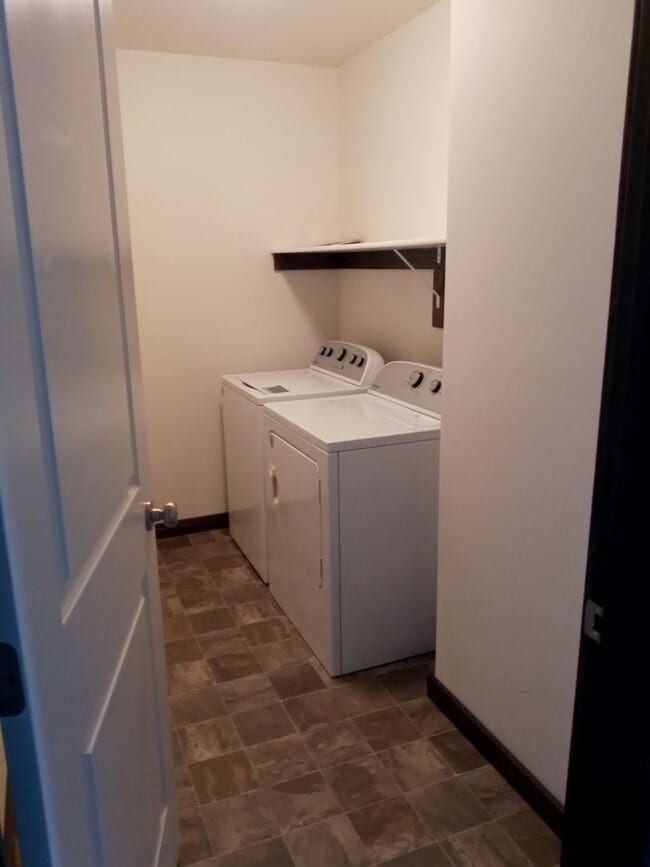 Foto del edificio - 1516 Butler Creek Ave