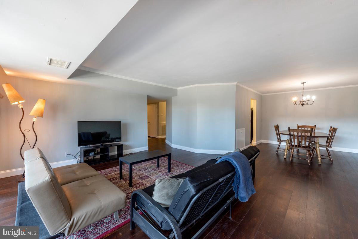 3800 Fairfax Dr Unit 102, Arlington, VA 22203 Room for Rent in