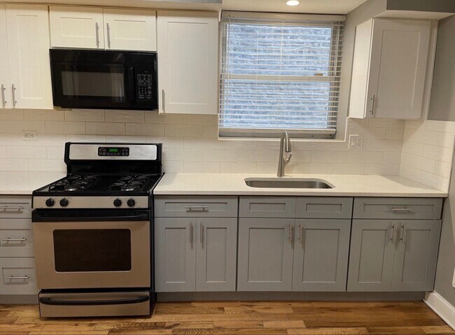 Foto del edificio - 4145 W Hirsch St