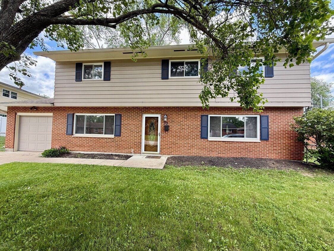 Primary Photo - 70 Kesling Dr