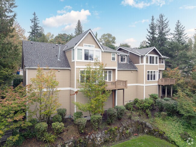 Building Photo - Lakemont Ridge