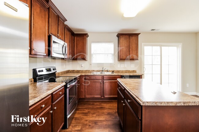 Building Photo - 1635 Haddington Point Dr