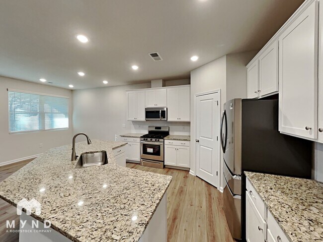 Foto del edificio - 13049 Cottage Crst Ln