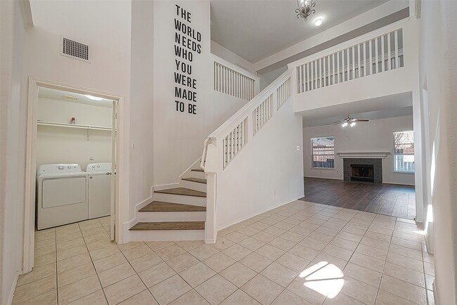 Building Photo - 17210 Double Lilly Dr