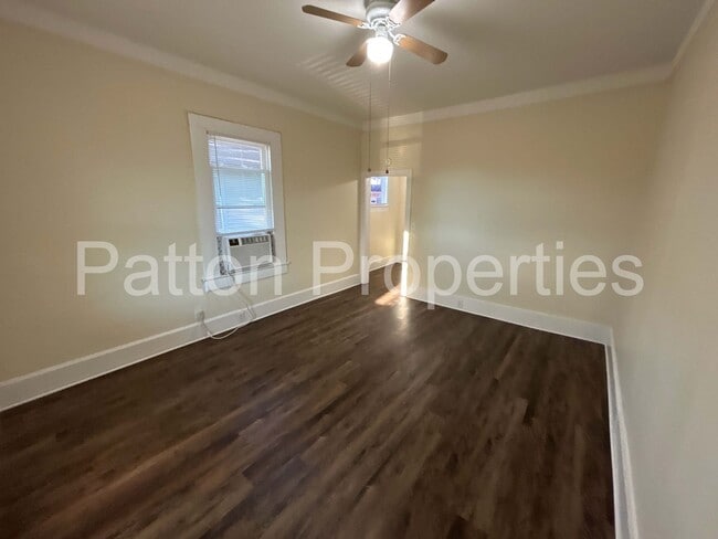 Foto del edificio - 2223-2225 Greene Street - Inside CoC - R11409-17-07