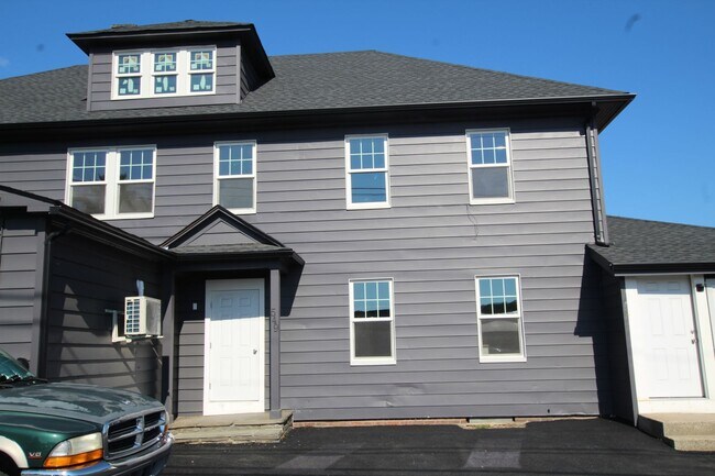 Foto del edificio - 549 Albany Ave