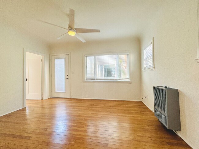Foto del edificio - NORTH PARK BUNGALOW AVAILABLE! 1BD/1BA - $...