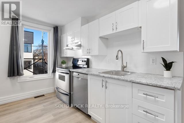 Photo du bâtiment - 420 Arlington Ave