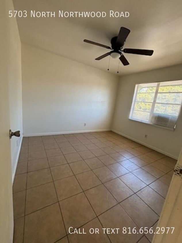 Foto principal - 5703 N Northwood Rd