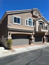 Building Photo - 10086 Aspen Rose St