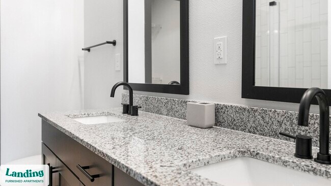 Foto del edificio - 3460 Beach Blvd