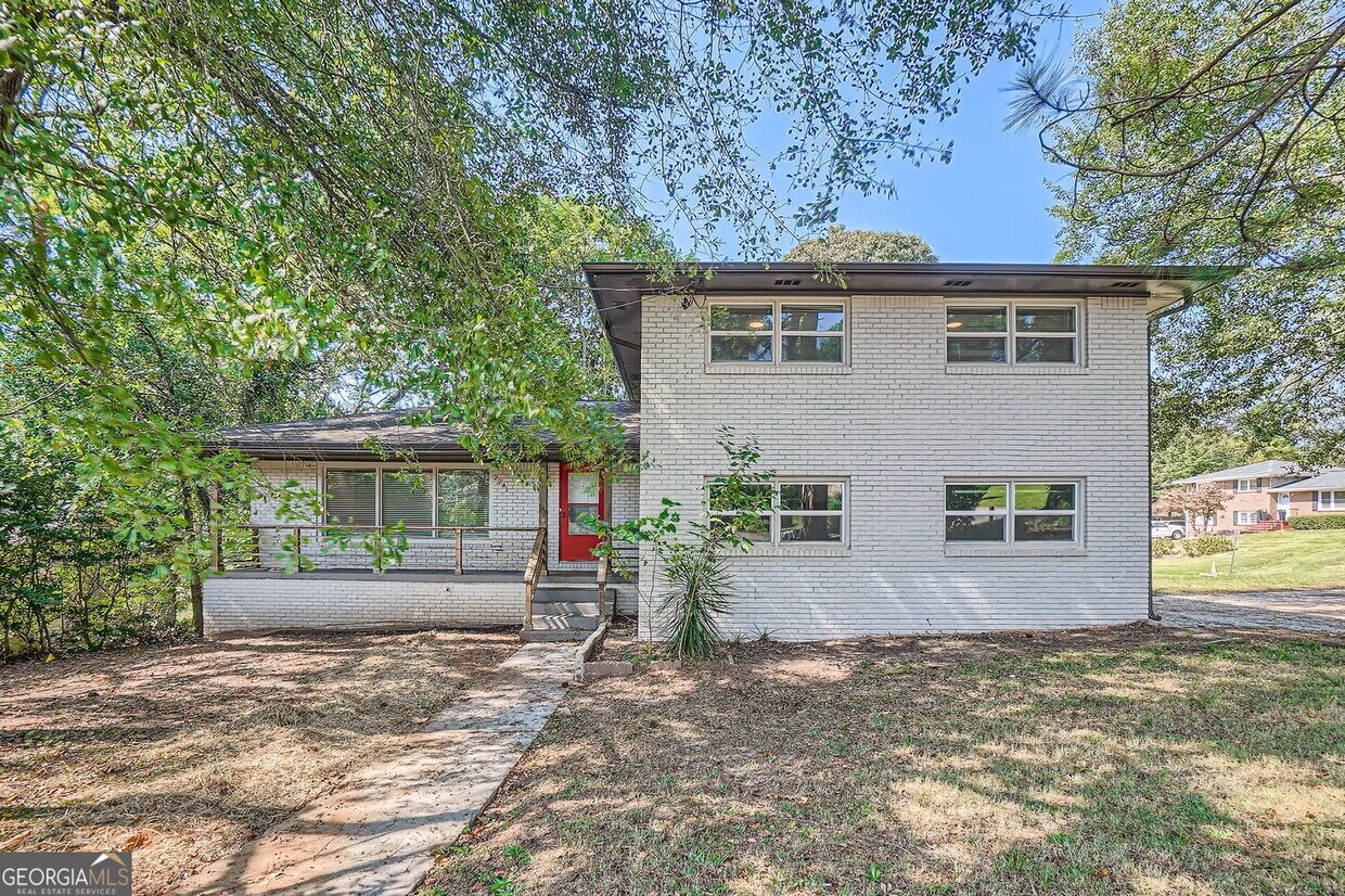 Primary Photo - 2241 Wallingford Dr