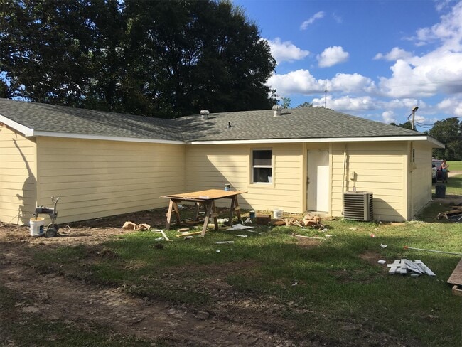 Building Photo - 11524 Wardline Rd