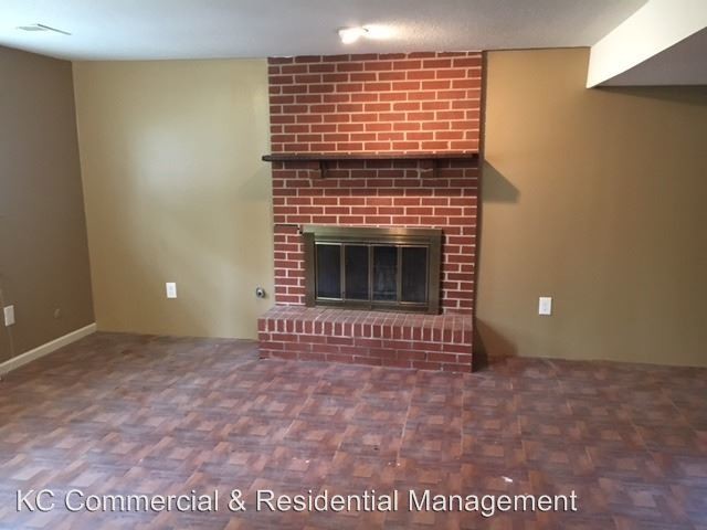 Building Photo - 3 br, 2 bath House - 907 NW Berkshire Drive