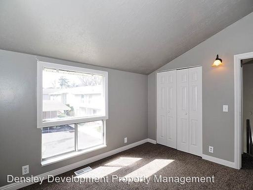 Building Photo - 7942 S Harvel Dr
