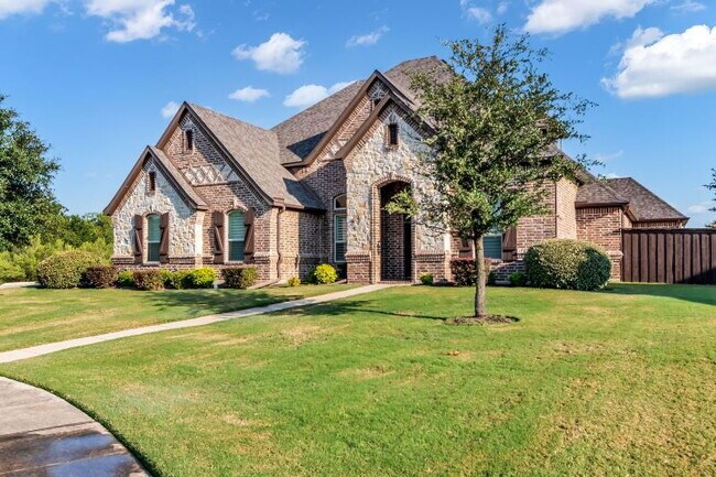 Foto del edificio - Stunning 4-3.5-3 Oasis with Pool in Prime ...