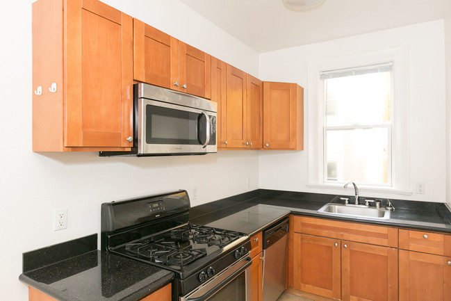 Foto del edificio - 1547 Clay St
