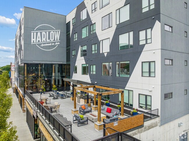 Salón en la azotea - Harlow on Main