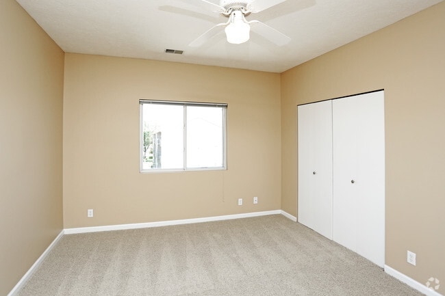 Big Sioux Bedroom - River Park by Broadmoor