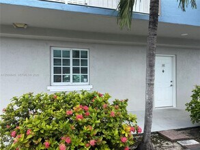 Building Photo - 8380 NW 103rd St