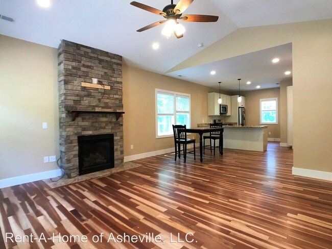 Building Photo - 2 br, 2 bath House - 13 Asbury Rd