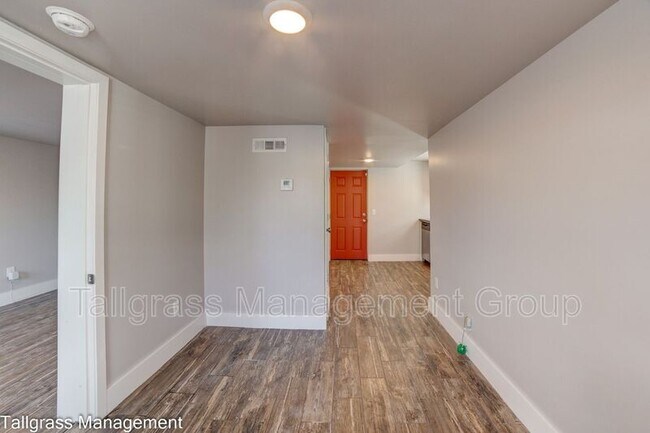 Foto del edificio - 2516 E 6th St