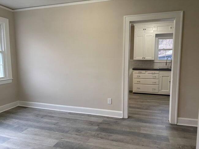 Foto del edificio - 2 Bedroom, 1 Bathroom House in Winston-Salem!