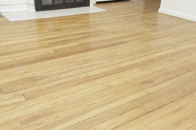 Original Hardwood Floors - 341 Colony Blvd