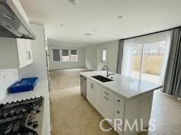 Building Photo - 160 Sash