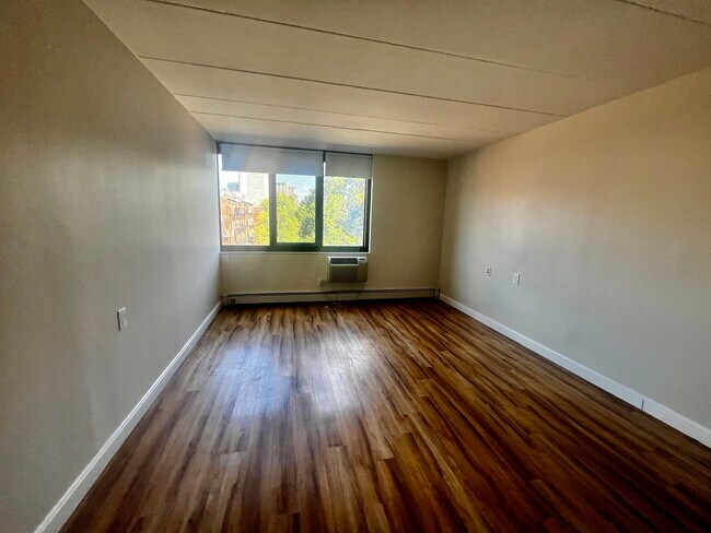 Foto del edificio - 715 Tremont St
