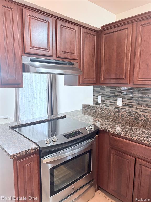 Foto del edificio - 6178 Elarz Dr