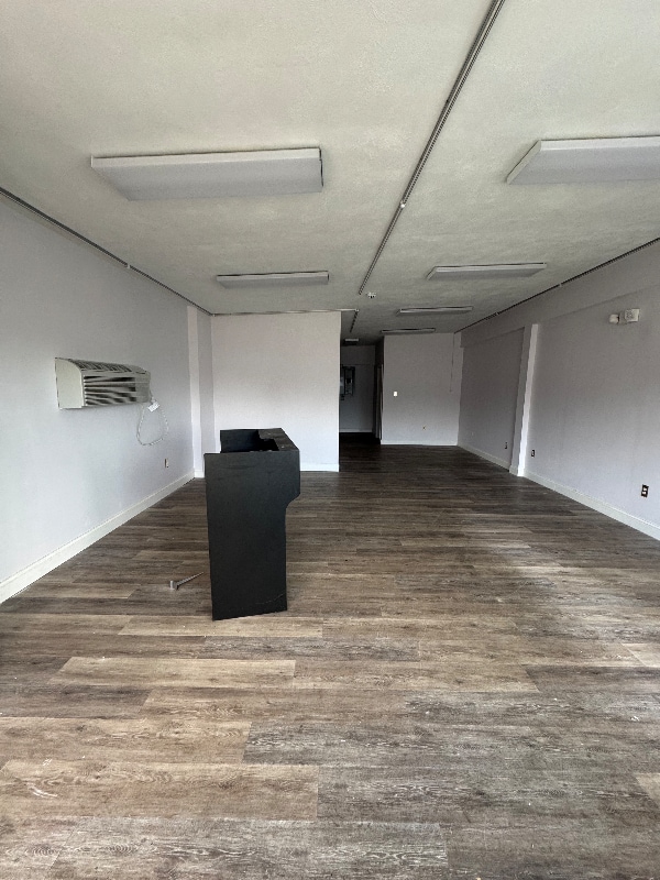 Building Photo - 6630 S Crescent Blvd