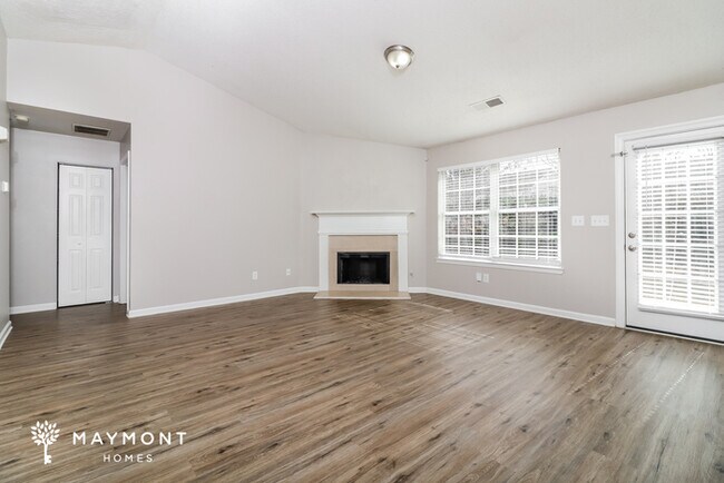 Foto del edificio - 7520 Old Chapel